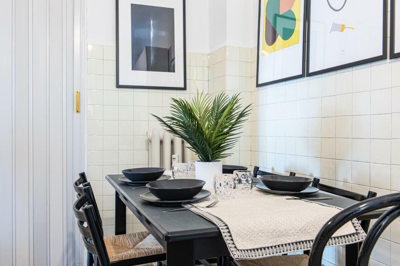 Joivy Sophisticated 3-Bed Flat With Desk Milão Exterior foto