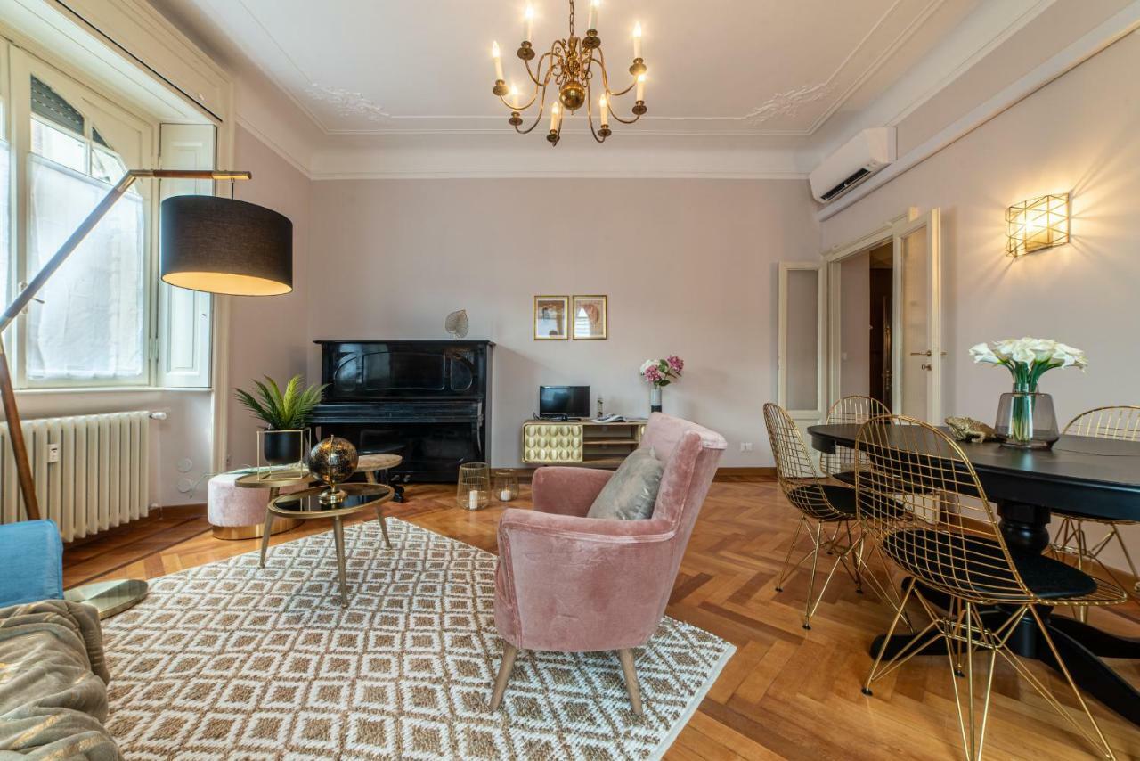 Joivy Sophisticated 3-Bed Flat With Desk Milão Exterior foto