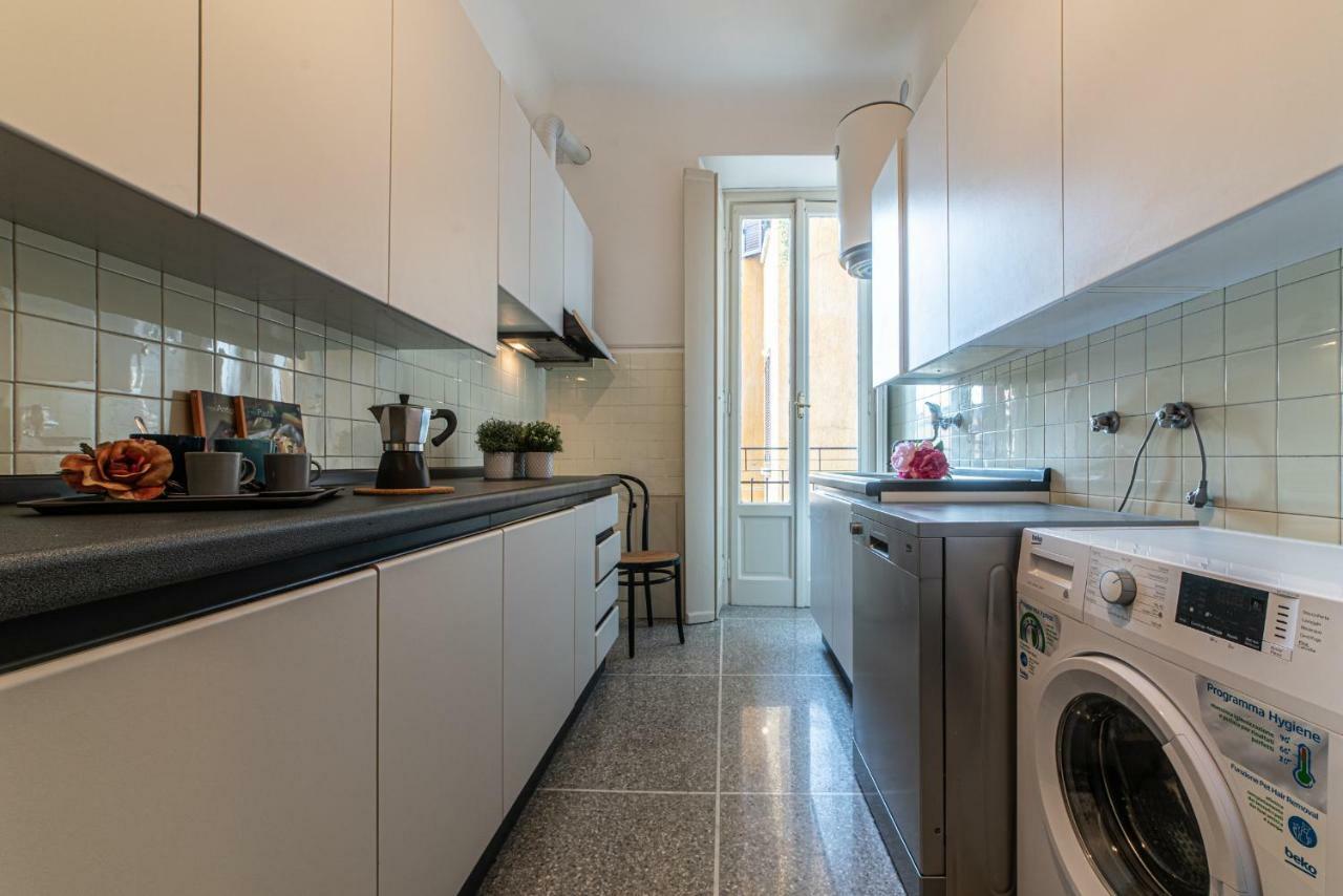 Joivy Sophisticated 3-Bed Flat With Desk Milão Exterior foto