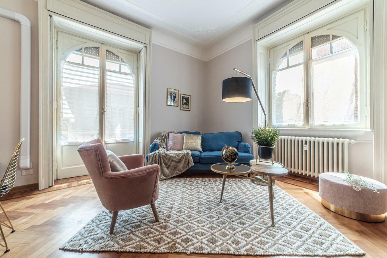 Joivy Sophisticated 3-Bed Flat With Desk Milão Exterior foto