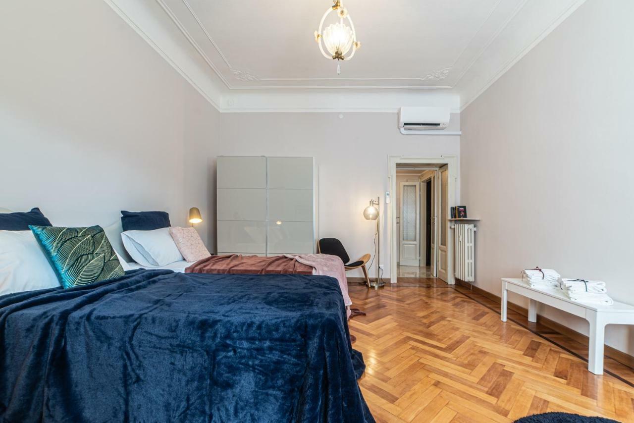 Joivy Sophisticated 3-Bed Flat With Desk Milão Exterior foto